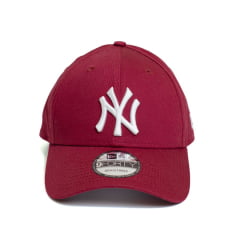 Boné New Era 940 Sn White On Cardinal NY Yankees MLB Aba Curva Bordô Snapback
